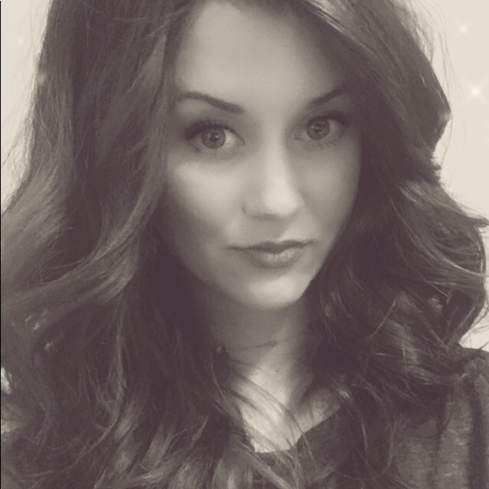 Meet your Posher, Stephanie